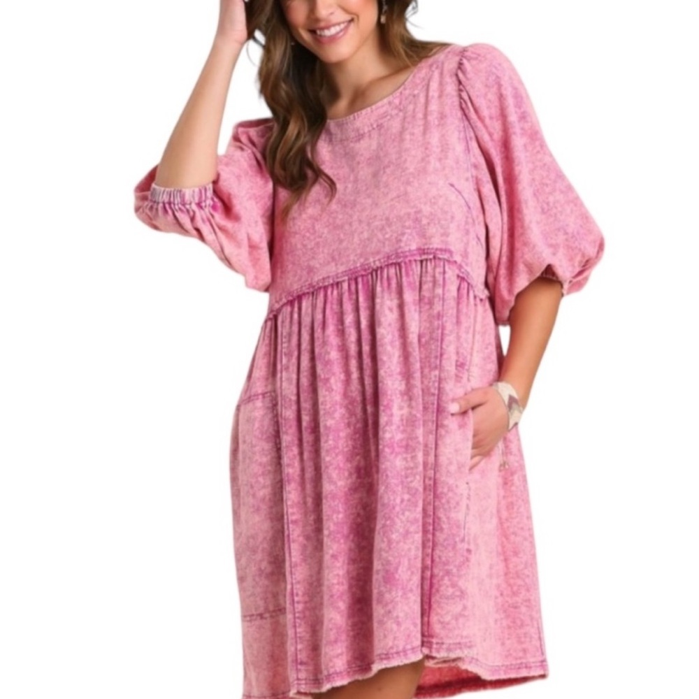 Women's Raspberry Mineral Wash
Babydoll Dress
